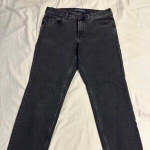 Everlane - The Athletic 4-Way Stretch Organic Jean - 32x32 Washed Black